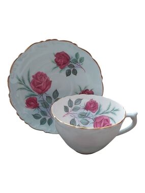 Heathcote Bone China Teacup & Saucer - Pattern 1791 Pink Roses - Scalloped Gold
